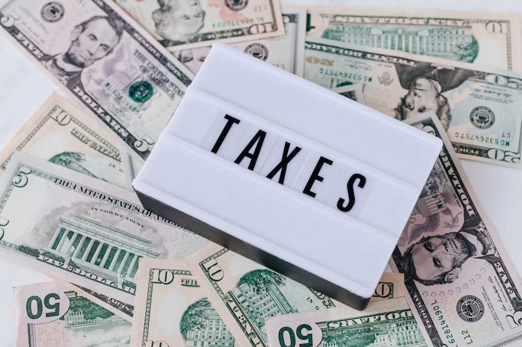 When to Charge Sales Tax on Shipping According to the CDTFA